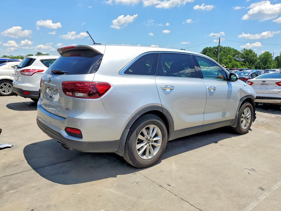2019 Kia Sorento მანქანა იყიდება აუქციონზე, vin: 5XYPG4A34KG540572, აუქციონის ნომერი: 58382496