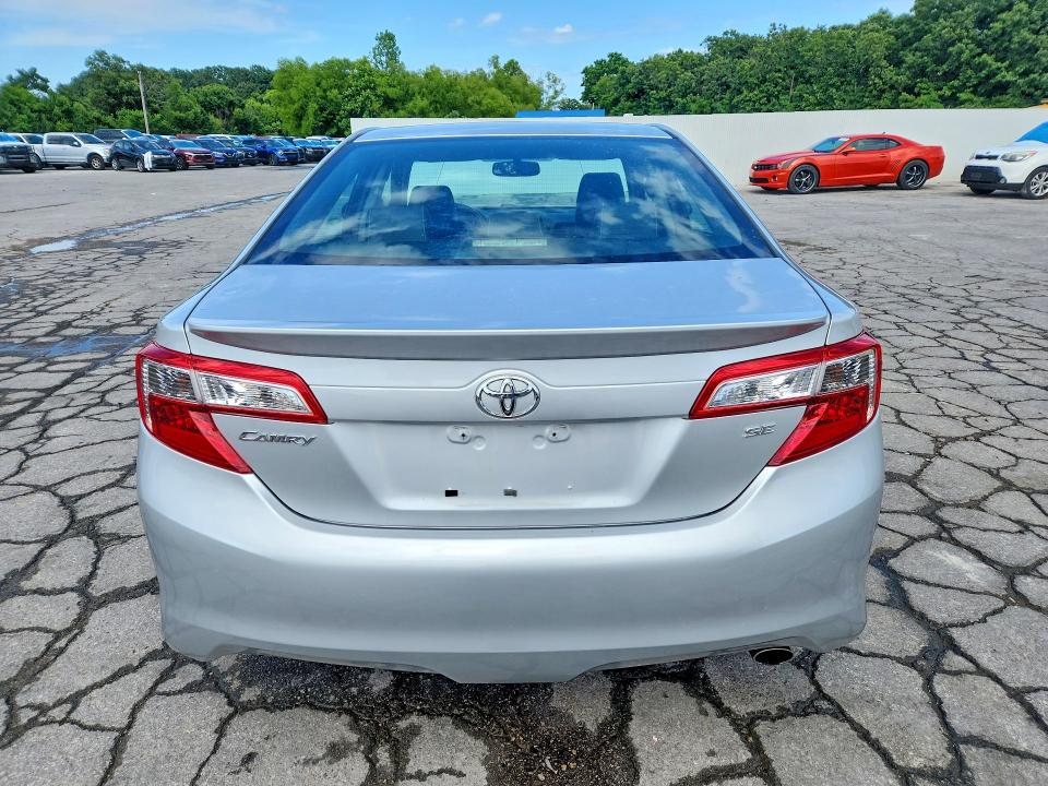 57471736 :رقم المزاد ، 4T1BF1FK7CU609567 vin ، 2012 Toyota Camry مزاد بيع