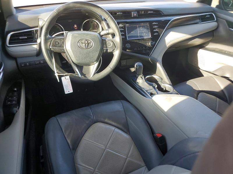 56707656 :رقم المزاد ، 4T1B21HKXJU507248 vin ، 2018 Toyota Camry Hybrid مزاد بيع
