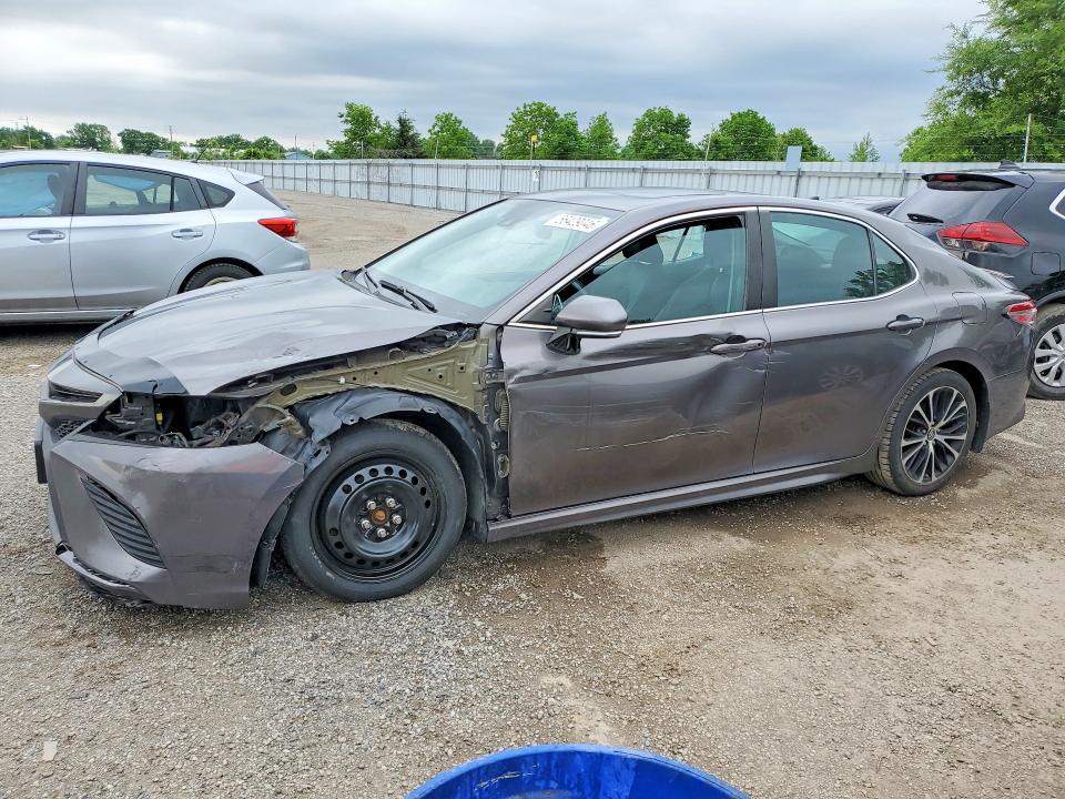 56429046 :رقم المزاد ، 4T1B11HK1KU247410 vin ، 2019 Toyota Camry مزاد بيع