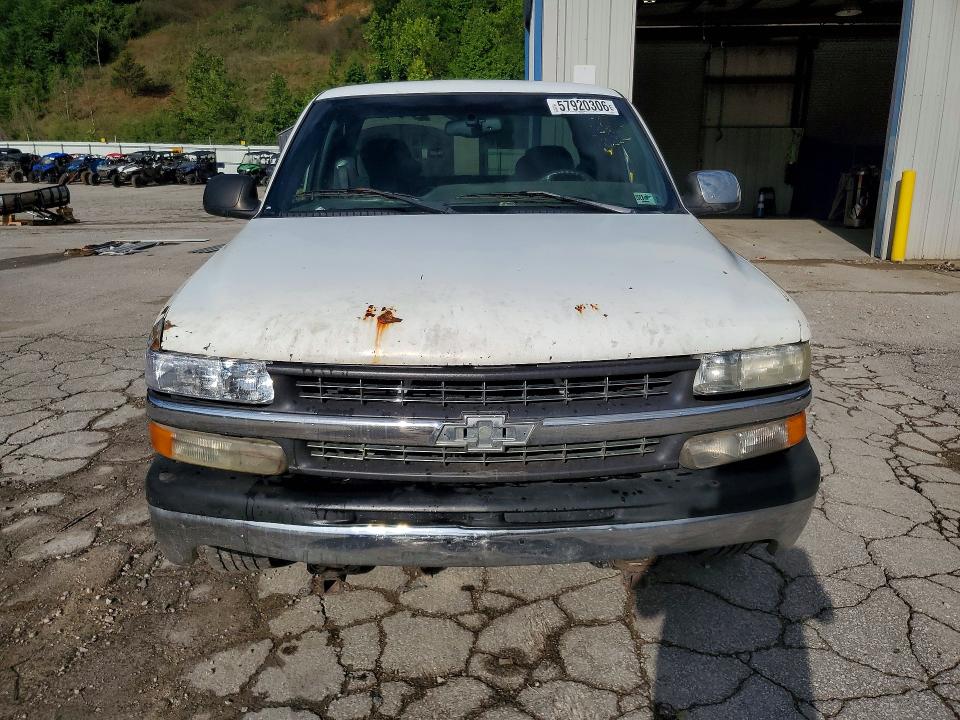 57920306 :رقم المزاد ، 2GCEC19V111368016 vin ، 2001 Chevrolet Silverado مزاد بيع