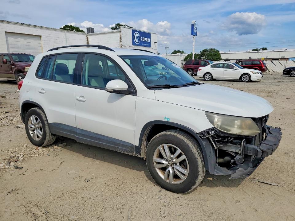 Продажа на аукционе авто 2017 Volkswagen Tiguan, vin: WVGBV7AX4HW511553, номер лота: 57461556