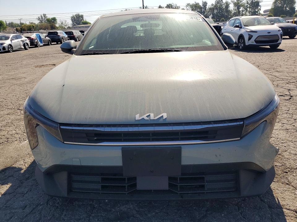2025 Kia K4 მანქანა იყიდება აუქციონზე, vin: 3KPFT4DE7SE201175, აუქციონის ნომერი: 58314816