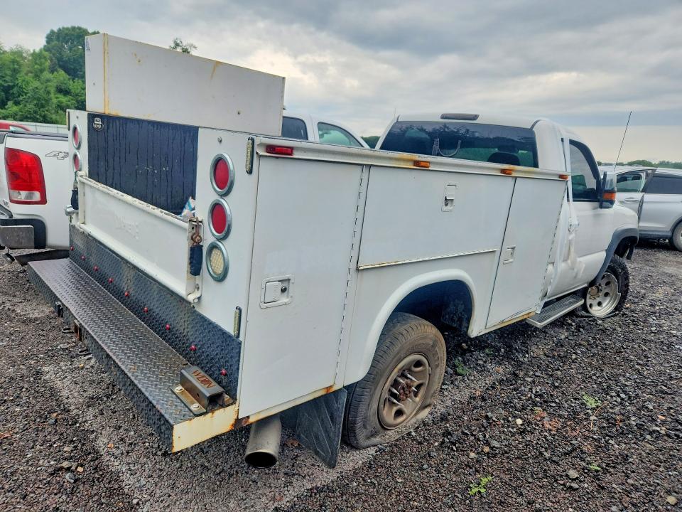 2001 Chevrolet Silverado მანქანა იყიდება აუქციონზე, vin: 1GCHK24UX1E123637, აუქციონის ნომერი: 57494026