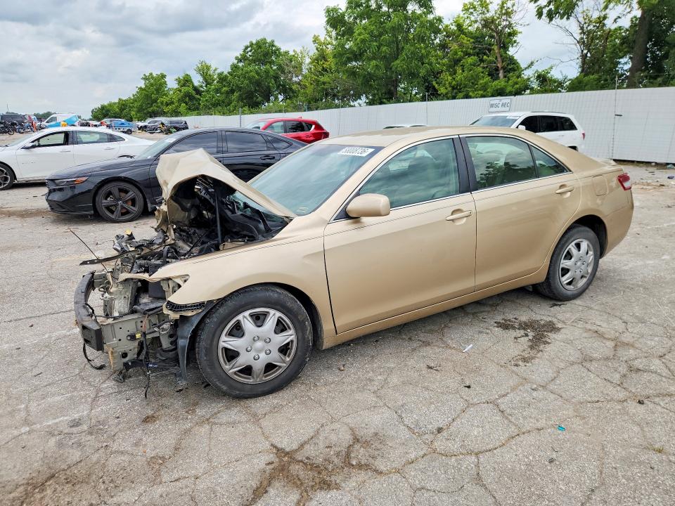 58008736 :رقم المزاد ، 4T1BF3EKXBU776727 vin ، 2011 Toyota Camry مزاد بيع
