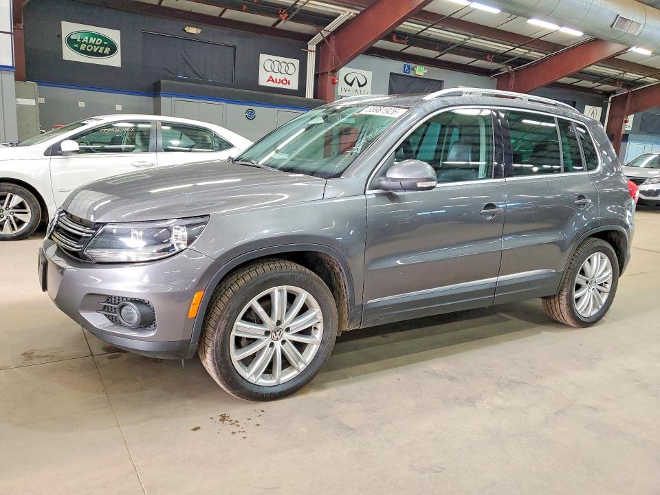 Aukcja sprzedaży 2015 Volkswagen Tiguan, vin: WVGBV7AX5FW586596, numer aukcji: 55981926