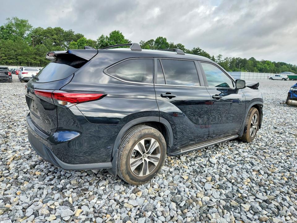Продаж на аукціоні авто 2023 Toyota Highlander, vin: 5TDKDRAH5PS522880, номер лоту: 57426026