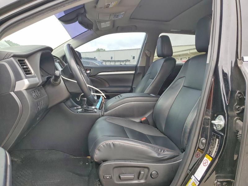 56418486 :رقم المزاد ، 5TDJZRFH9KS614878 vin ، 2019 Toyota Highlander مزاد بيع