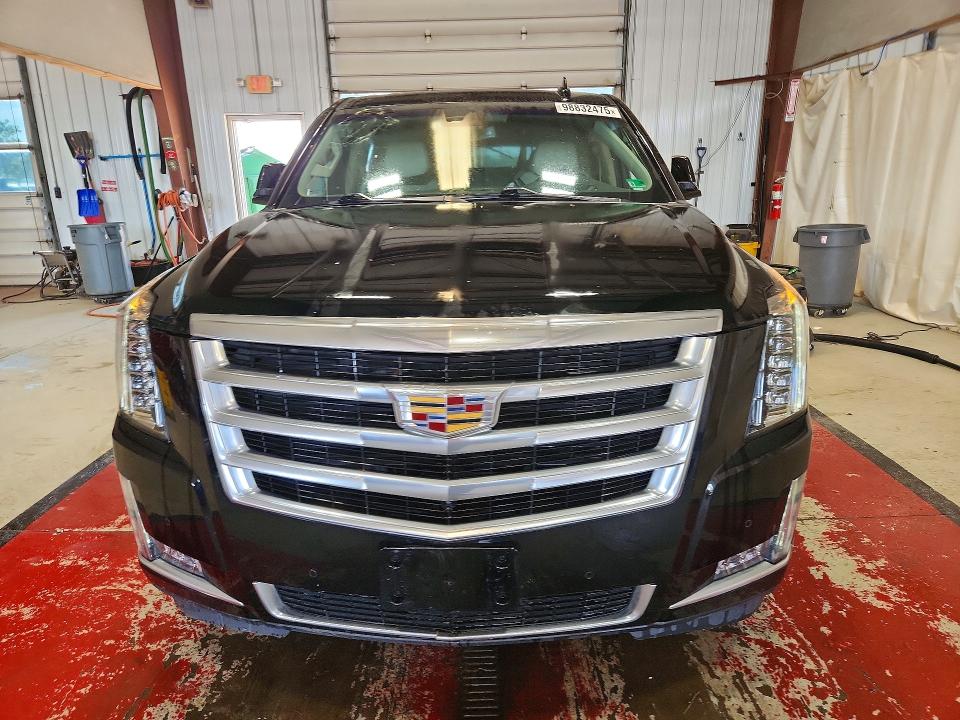 Продажа на аукционе авто 2019 Cadillac Escalade, vin: 1GYS4HKJXKR395623, номер лота: 98832475