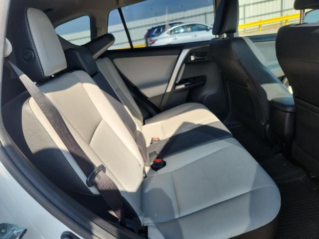 Продажа на аукционе авто 2018 Toyota Rav4, vin: JTMYFREV8JJ198588, номер лота: 57167526