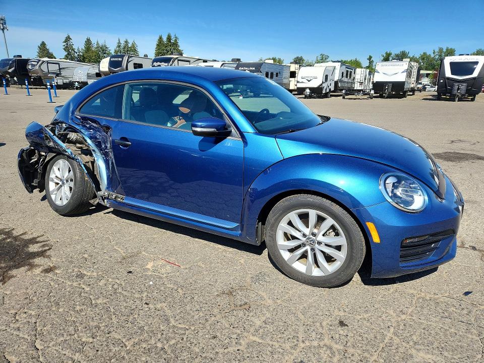 Продаж на аукціоні авто 2017 Volkswagen Beetle, vin: 3VWF17ATXHM624287, номер лоту: 55900636