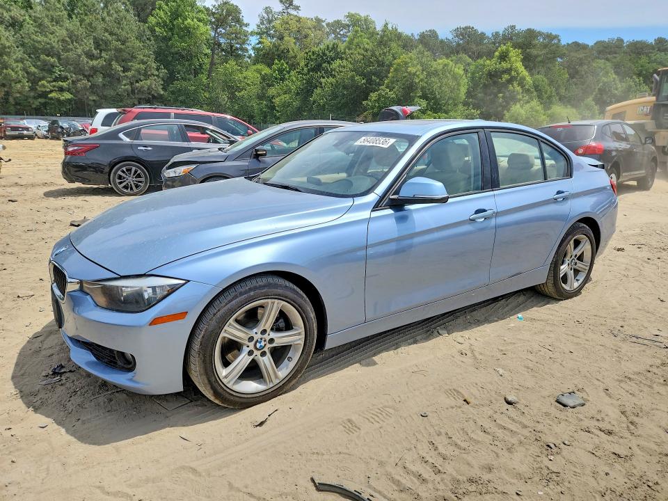 2014 Bmw 320 მანქანა იყიდება აუქციონზე, vin: WBA3C3C54EF985904, აუქციონის ნომერი: 56408536