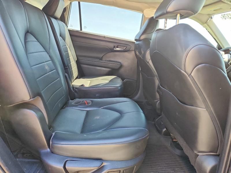 2021 Toyota Highlander მანქანა იყიდება აუქციონზე, vin: 5TDGZRAH7MS074175, აუქციონის ნომერი: 55882376
