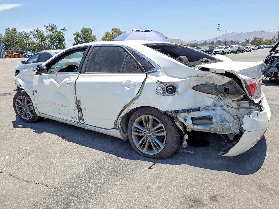 58510126 :رقم المزاد ، 4T1BF1FK7HU339490 vin ، 2017 Toyota Camry مزاد بيع