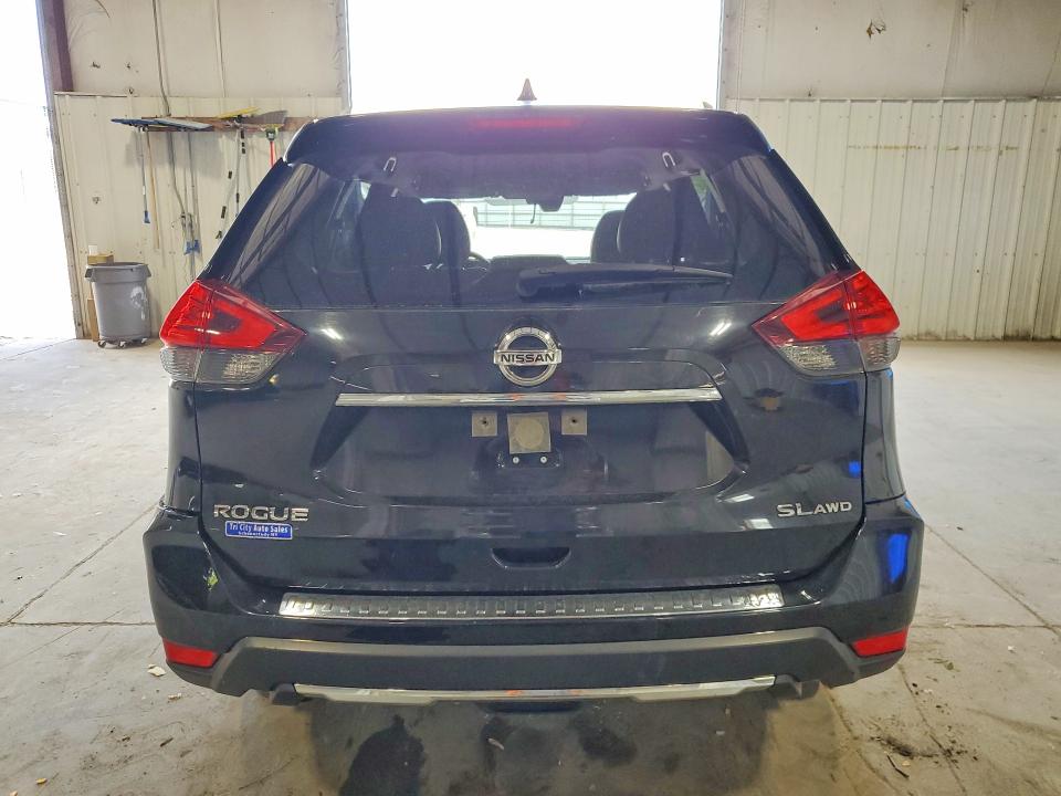 Продаж на аукціоні авто 2017 Nissan Rogue, vin: JN8AT2MV9HW284254, номер лоту: 55855846