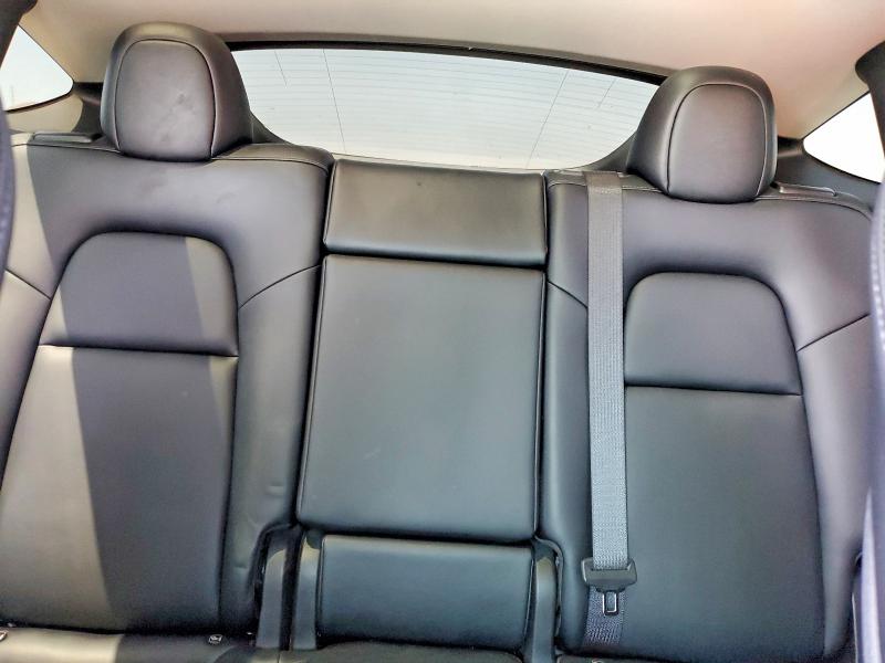 57495156 :رقم المزاد ، 7SAYGDEE9NF354346 vin ، 2022 Tesla Model Y مزاد بيع
