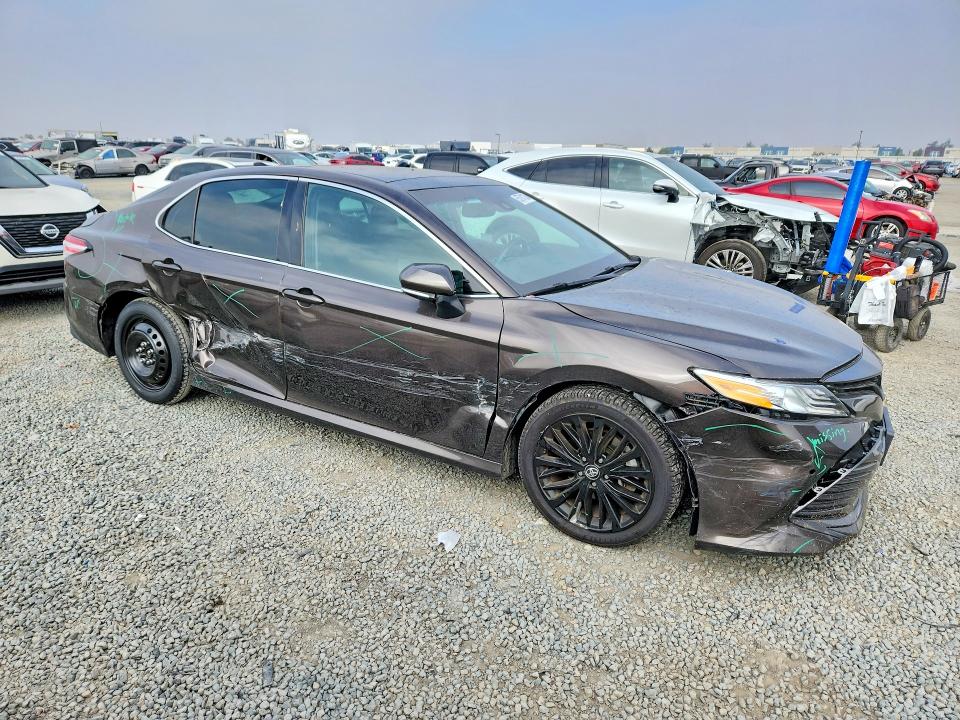 2018 Toyota Camry მანქანა იყიდება აუქციონზე, vin: 4T1BZ1HK6JU007941, აუქციონის ნომერი: 55781136