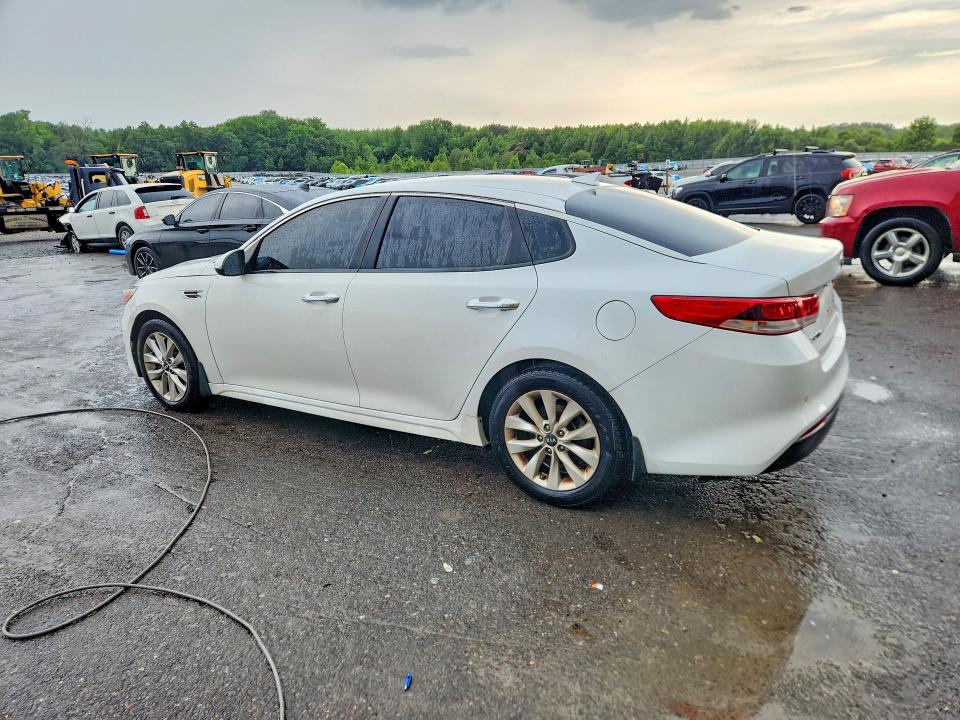 2018 Kia Optima მანქანა იყიდება აუქციონზე, vin: 5XXGT4L3XJG259310, აუქციონის ნომერი: 57224316