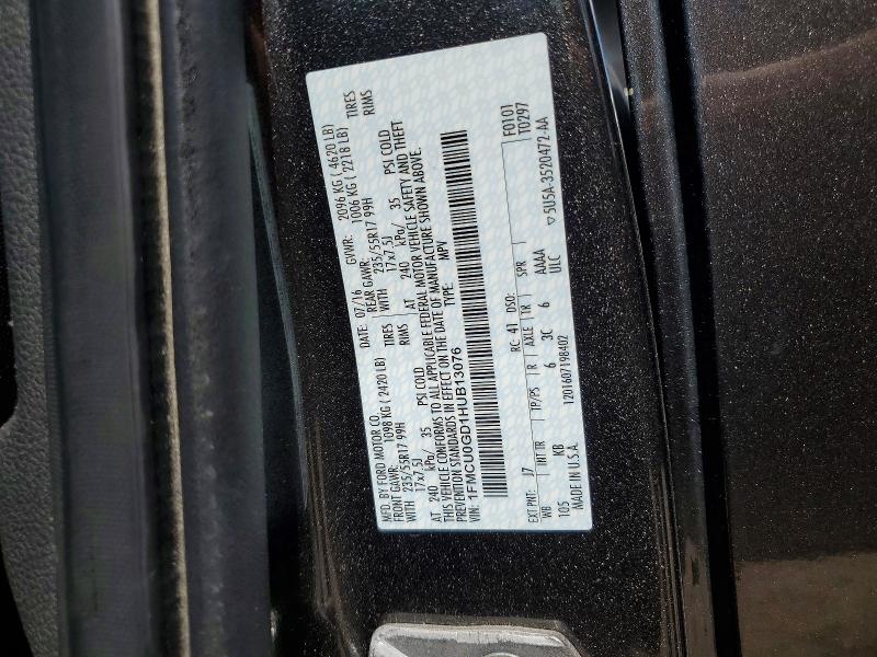 57401466 :رقم المزاد ، 1FMCU0GD1HUB13076 vin ، 2017 Ford Escape مزاد بيع