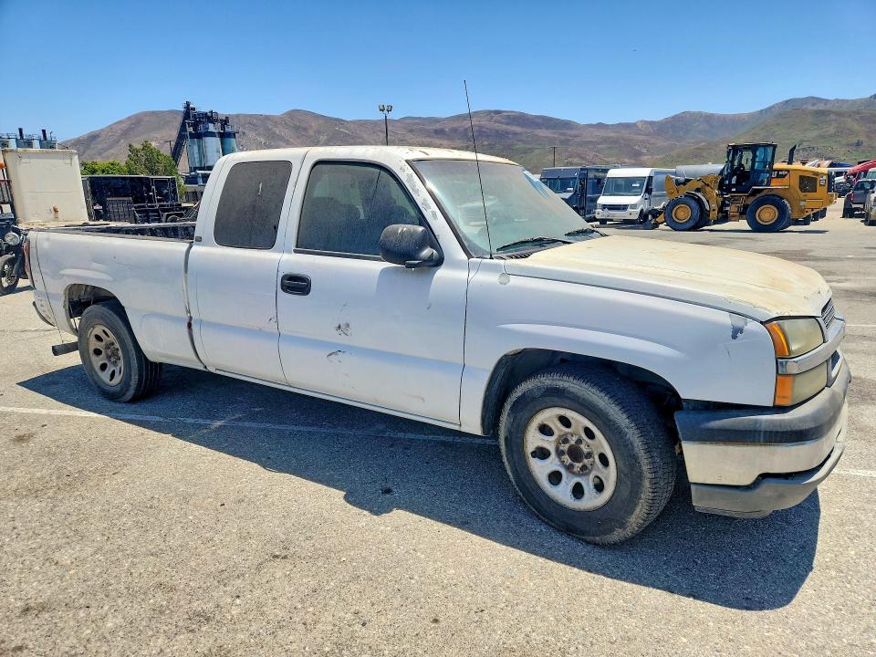 Продажа на аукционе авто 2005 Chevrolet Silverado, vin: 2GCEC19T351176424, номер лота: 58768696