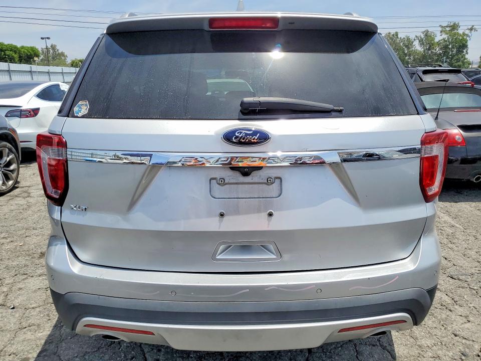 2017 Ford Explorer მანქანა იყიდება აუქციონზე, vin: 1FM5K8D80HGD43582, აუქციონის ნომერი: 55456646