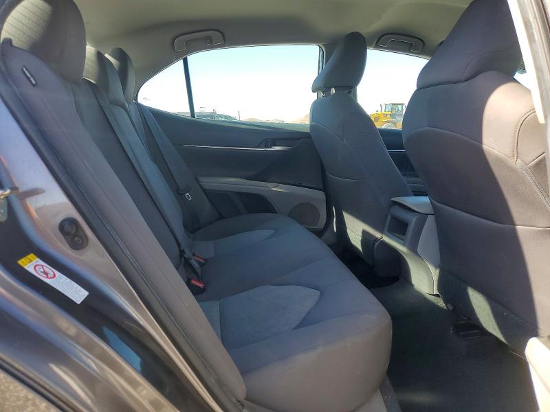 Продаж на аукціоні авто 2018 Toyota Camry, vin: 4T1B11HK3JU568122, номер лоту: 56343396