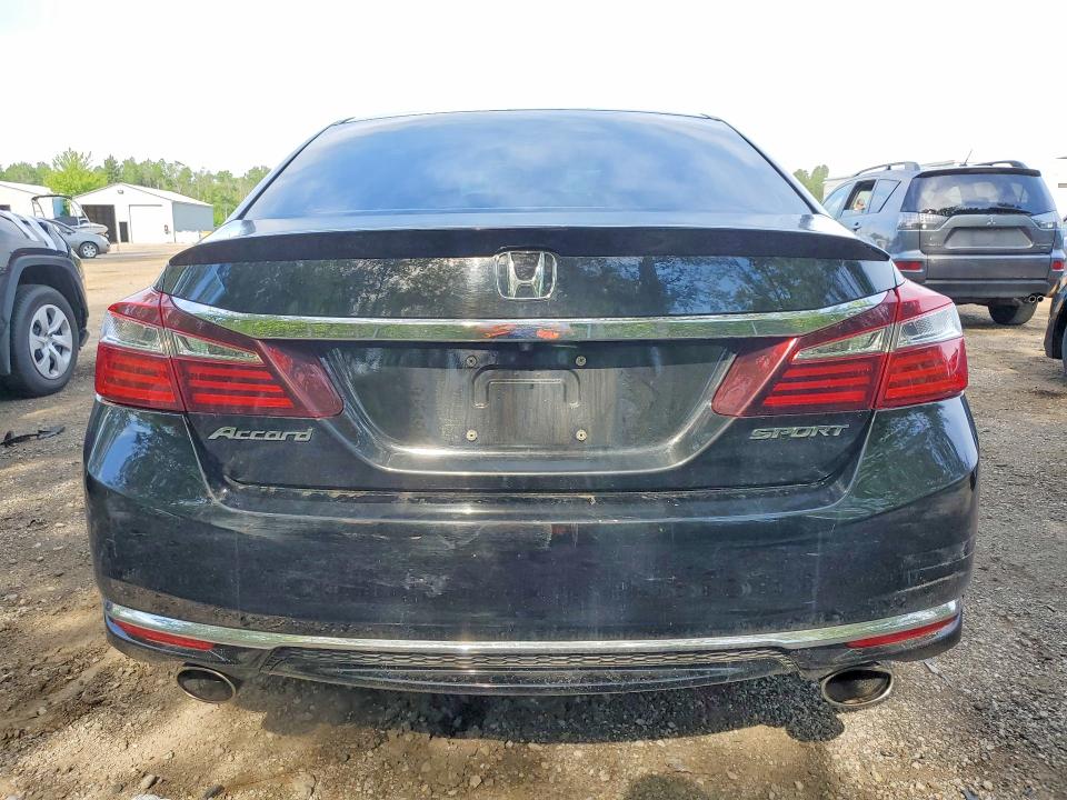 Aukcja sprzedaży 2017 Honda Accord, vin: 1HGCR2F68HA804256, numer aukcji: 58810806