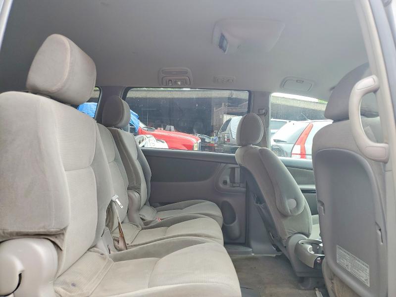 56181796 :رقم المزاد ، 5TDZA23C15S362168 vin ، 2005 Toyota Sienna مزاد بيع