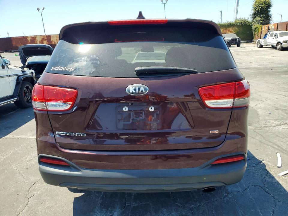 59144816 :رقم المزاد ، 5XYPG4A3XJG347731 vin ، 2018 Kia Sorento مزاد بيع