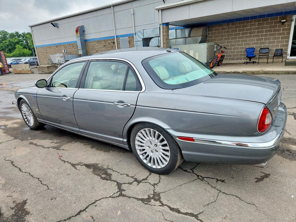 2006 Jaguar Vandenplas მანქანა იყიდება აუქციონზე, vin: SAJWA82B66SH02121, აუქციონის ნომერი: 58540216
