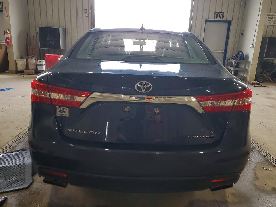 57041516 :رقم المزاد ، 4T1BK1EB2FU175091 vin ، 2015 Toyota Avalon مزاد بيع