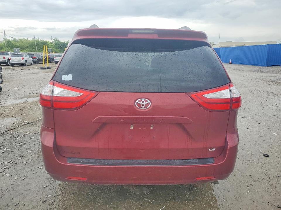 Продаж на аукціоні авто 2015 Toyota Sienna, vin: 5TDKK3DCXFS560302, номер лоту: 58331476