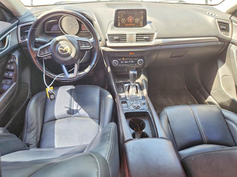 2018 Mazda 3 მანქანა იყიდება აუქციონზე, vin: 3MZBN1L39JM199390, აუქციონის ნომერი: 57722586