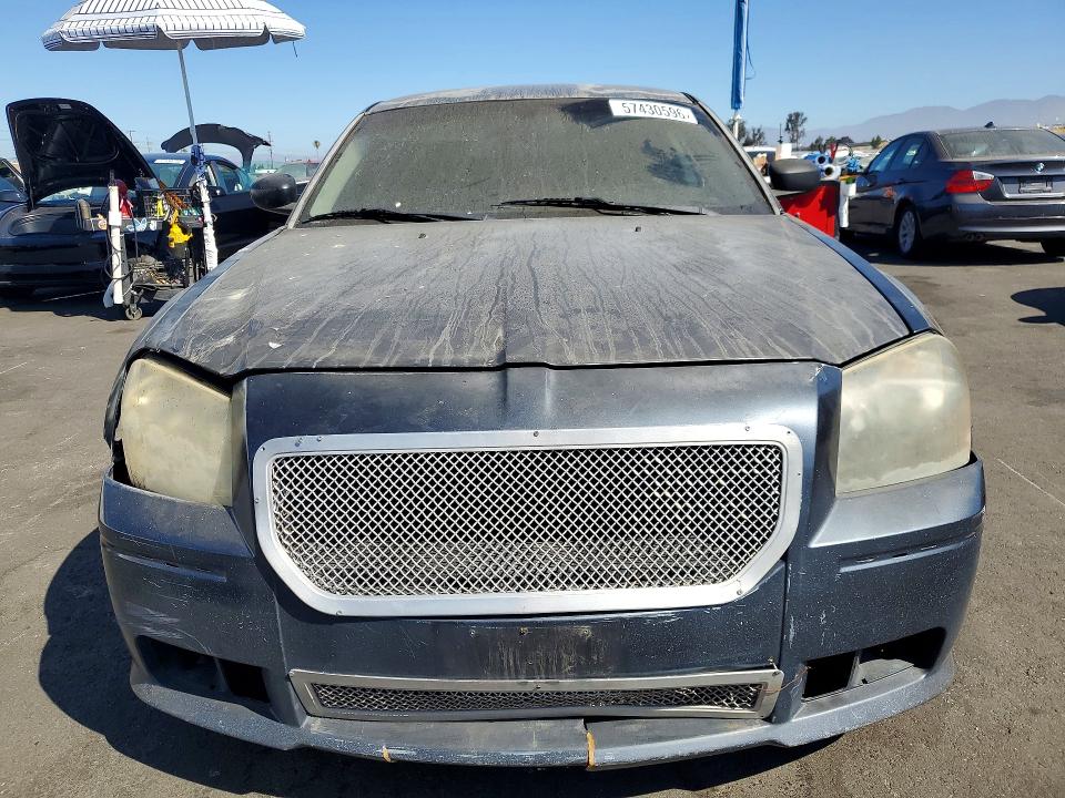 57430596 :رقم المزاد ، 2D4FV47TX7H725424 vin ، 2007 Dodge Magnum مزاد بيع