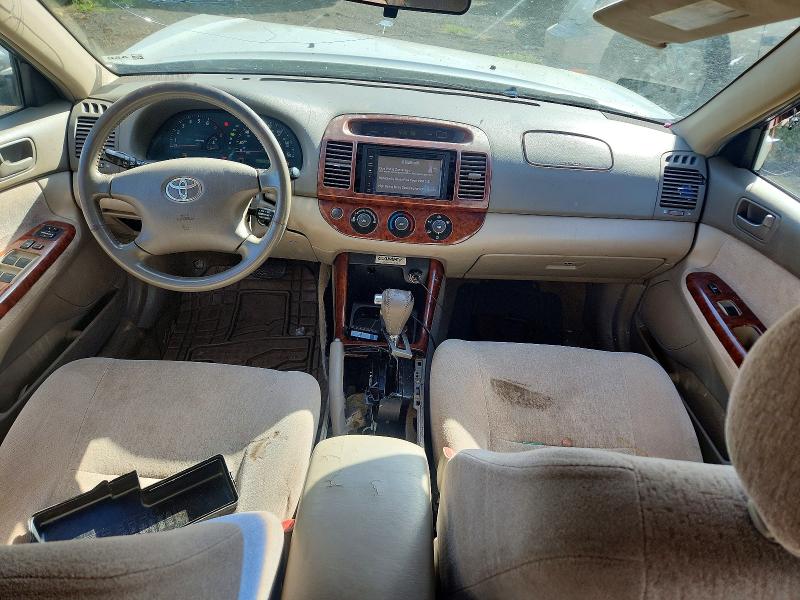 2004 Toyota Camry მანქანა იყიდება აუქციონზე, vin: JTDBE30K240275789, აუქციონის ნომერი: 56322476