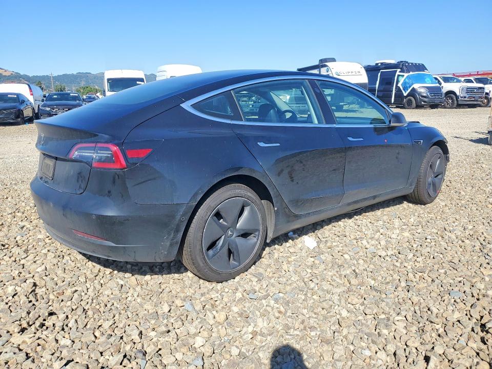 Продаж на аукціоні авто 2018 Tesla Model 3, vin: 5YJ3E1EA8JF123151, номер лоту: 54887256