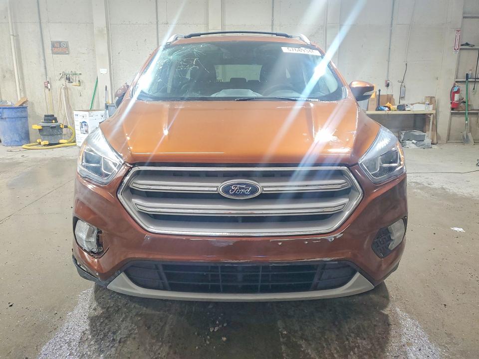 2017 Ford Escape მანქანა იყიდება აუქციონზე, vin: 1FMCU9J92HUA17708, აუქციონის ნომერი: 57689346