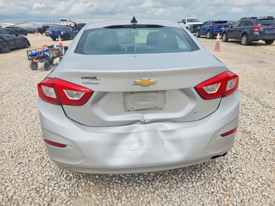 57135126 :رقم المزاد ، 1G1BC5SM6H7156486 vin ، 2017 Chevrolet Cruze مزاد بيع