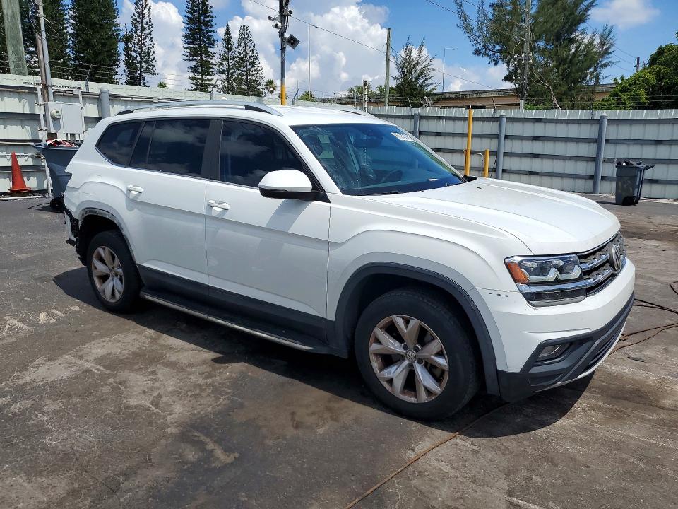 Продажа на аукционе авто 2018 Volkswagen Atlas, vin: 1V2DR2CA2JC581751, номер лота: 57238096