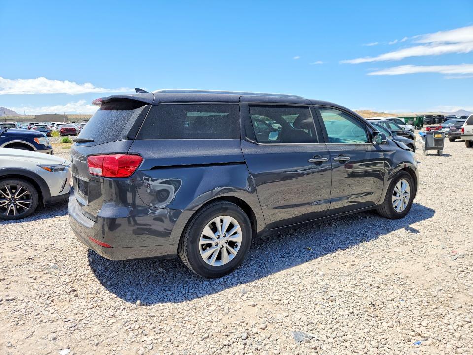 56532556 :رقم المزاد ، KNDMB5C16H6251269 vin ، 2017 Kia Sedona مزاد بيع