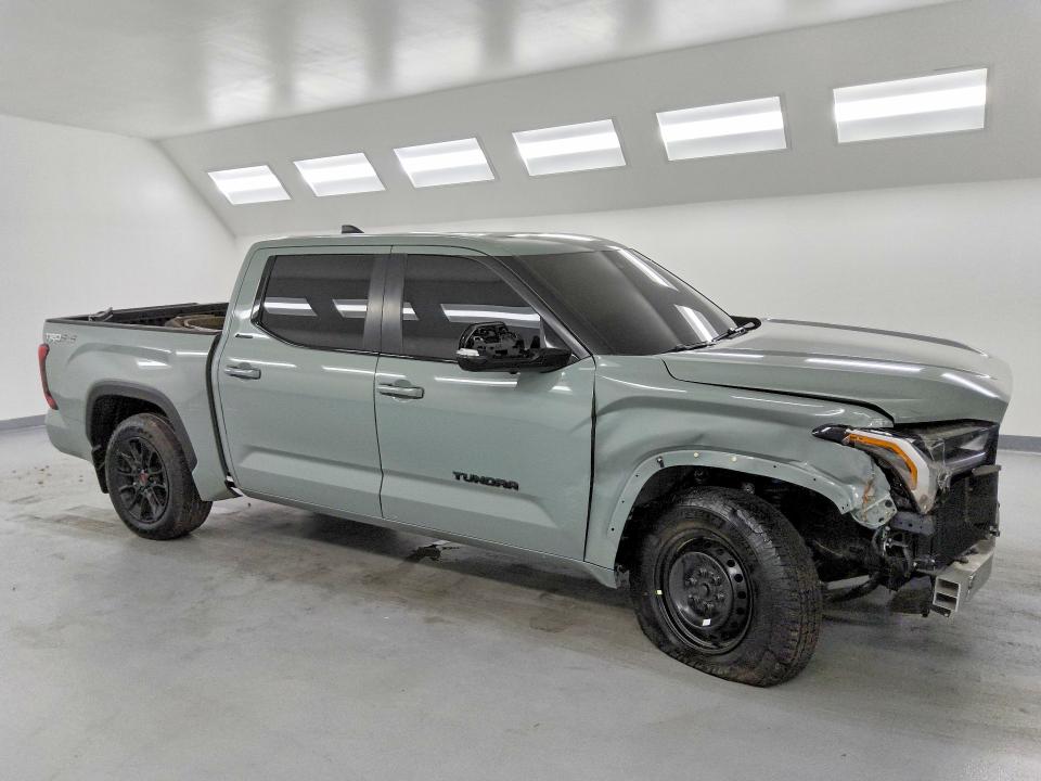 56993326 :رقم المزاد ، 5TFWA5DB6RX230985 vin ، 2024 Toyota Tundra مزاد بيع