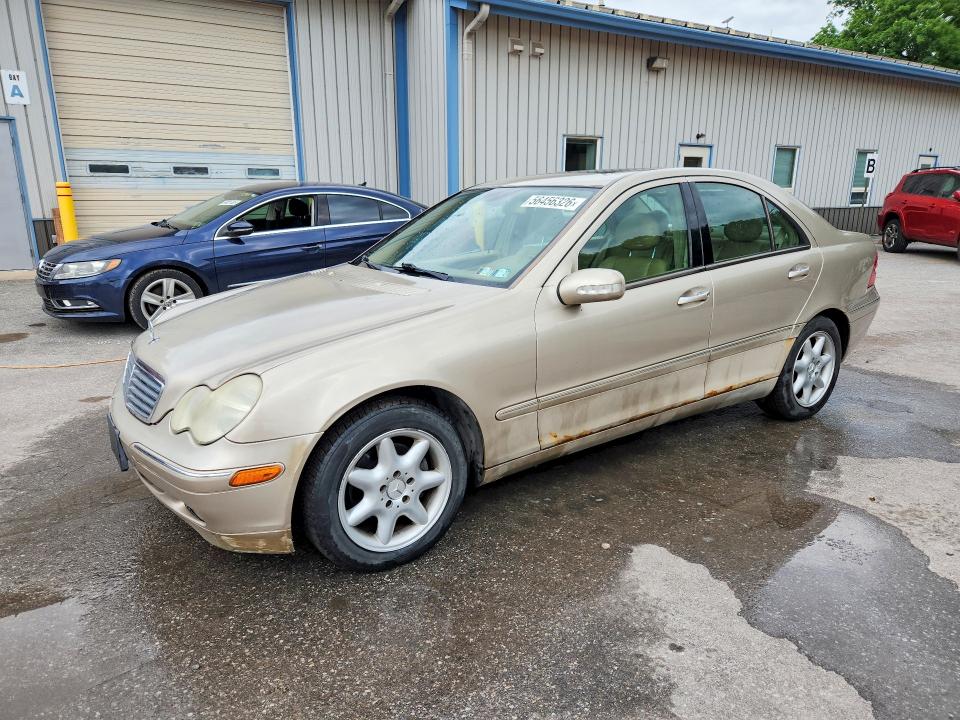 56456326 :رقم المزاد ، WDBRF61J23A405676 vin ، 2003 Mercedes-benz C مزاد بيع