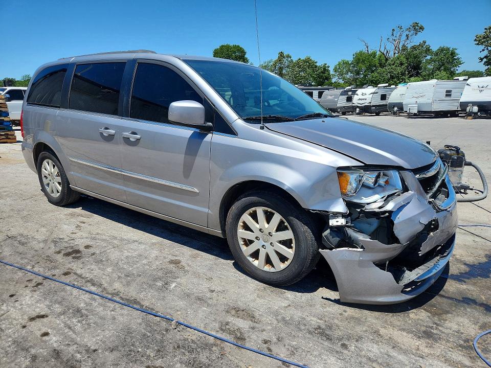 57692346 :رقم المزاد ، 2C4RC1BGXGR212774 vin ، 2016 Chrysler Town & Country مزاد بيع