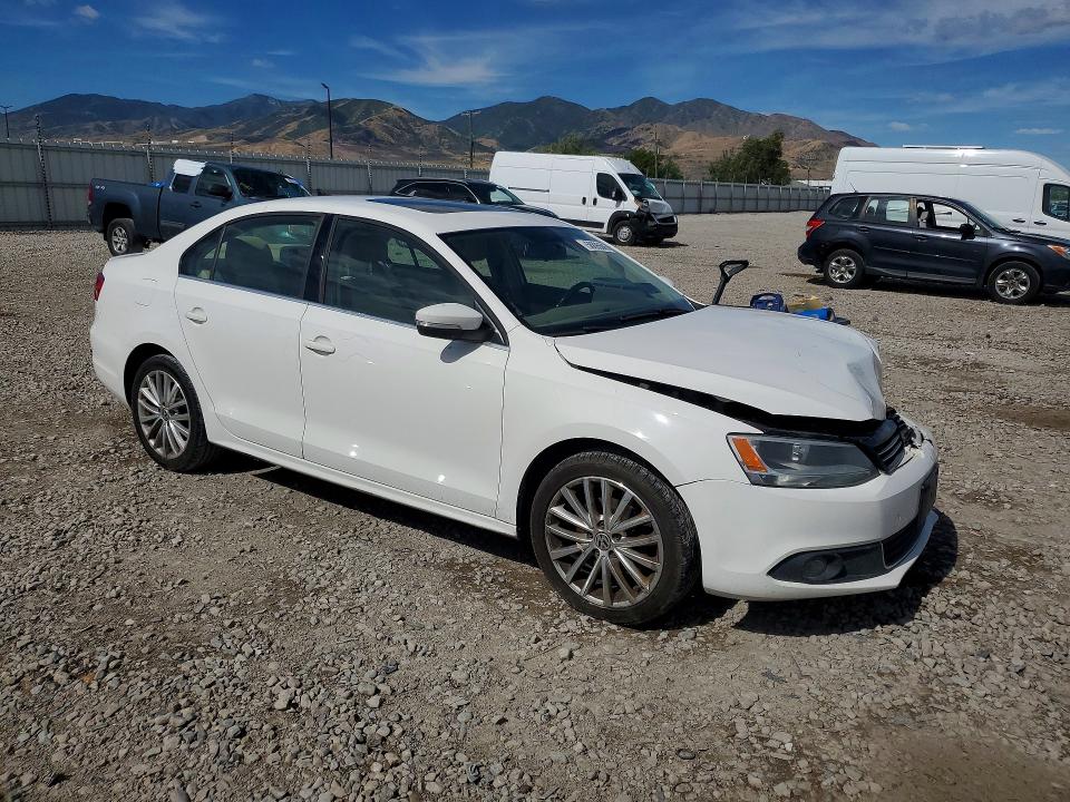 Продажа на аукционе авто 2013 Volkswagen Jetta, vin: 3VWLP7AJ4DM434673, номер лота: 58895686