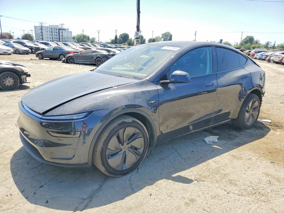 55813696 :رقم المزاد ، 7SAYGDED7TF438105 vin ، 2026 Tesla Model Y مزاد بيع