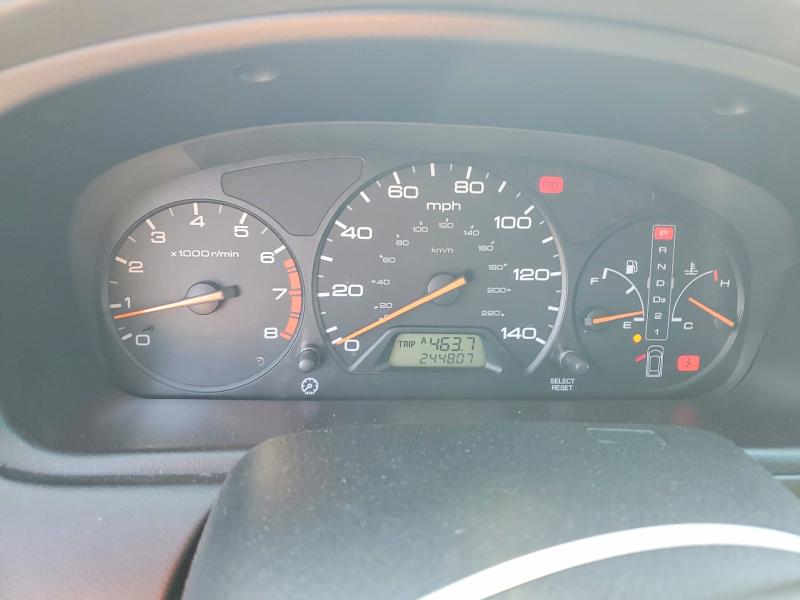 56331326 :رقم المزاد ، 2HKRL189X2H568351 vin ، 2002 Honda Odyssey مزاد بيع