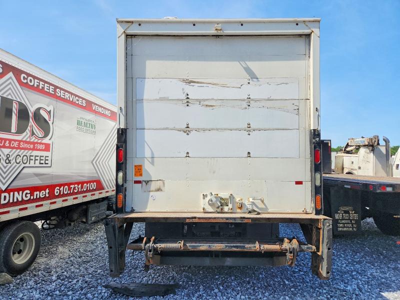 55517846 :رقم المزاد ، JALE5W164H7303197 vin ، 2017 Isuzu Nrr مزاد بيع