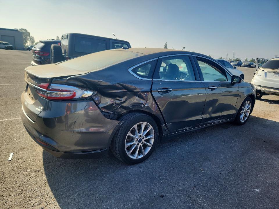 57899536 :رقم المزاد ، 3FA6P0HD3HR279295 vin ، 2017 Ford Fusion مزاد بيع