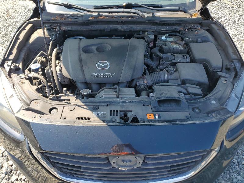 2018 Mazda 3 მანქანა იყიდება აუქციონზე, vin: 3MZBN1V39JM180884, აუქციონის ნომერი: 58972626