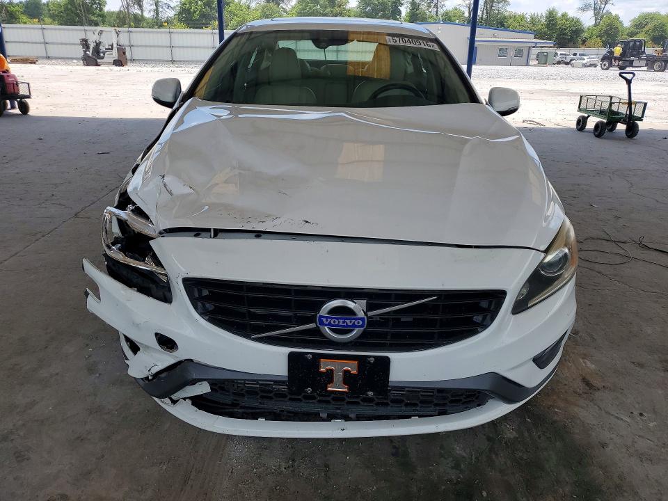 2017 Volvo S60 მანქანა იყიდება აუქციონზე, vin: YV126MFL7H2422731, აუქციონის ნომერი: 57040916
